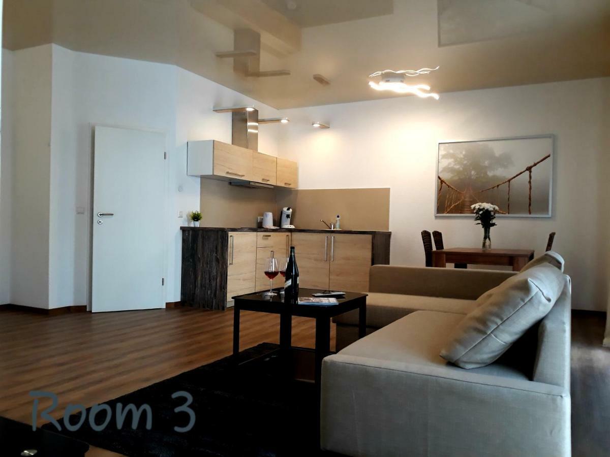 Modernes Apartment Metzingen Mittelstadt Eksteriør bilde